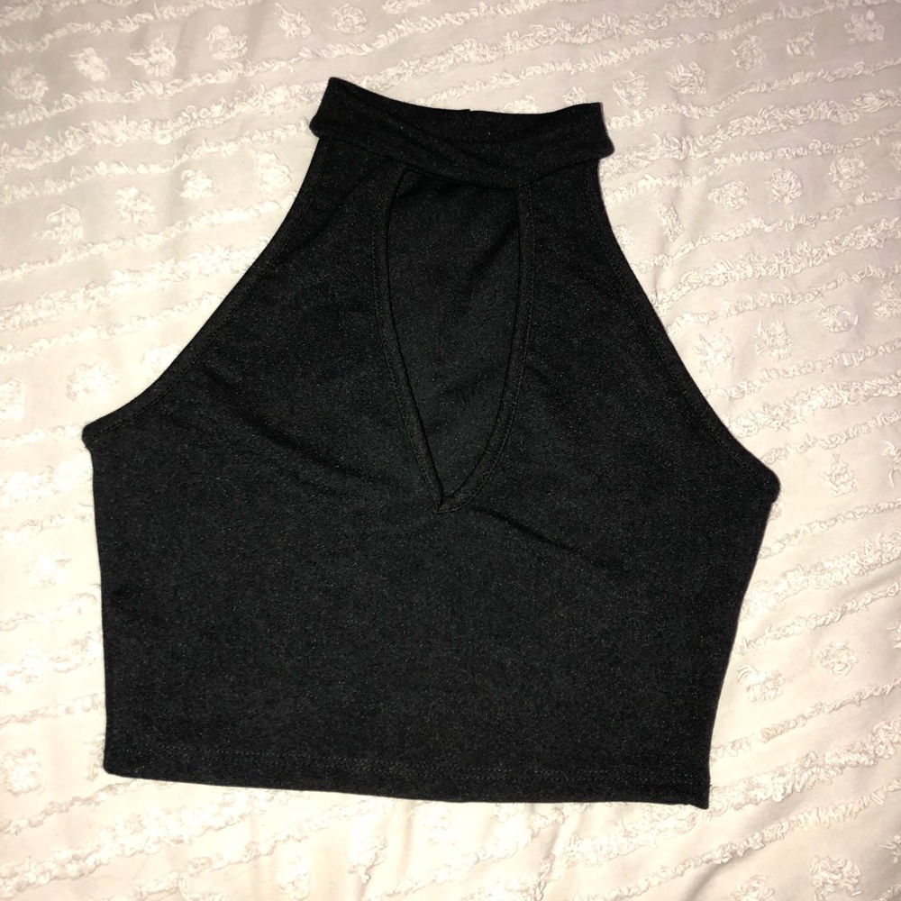 A’gaci Cropped Halter Top